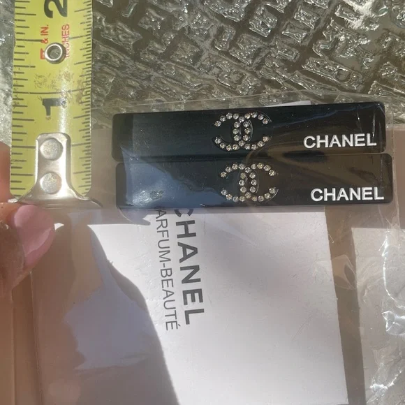 🌺New With Box Chanel Beauty Hair Clip Gift Set 2 Pcs Rare Item Black🌺 - Picture 8 of 13